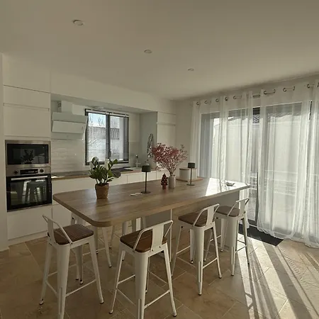 Jade - Palais Sur - Entre Et Golf Villa